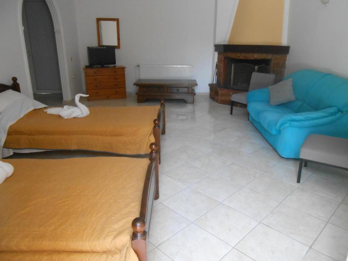 Akropolis Appart hôtel *